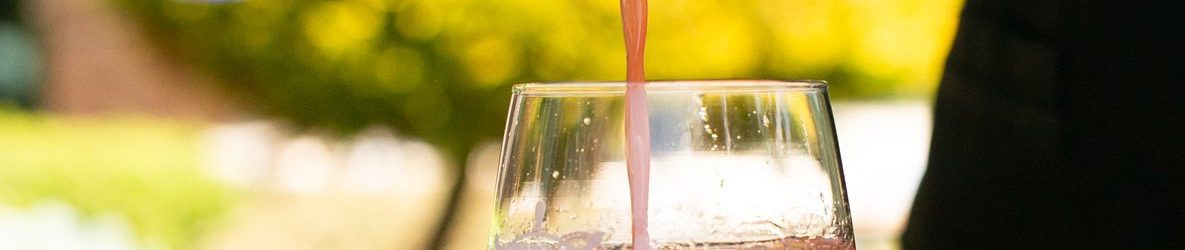 Bellini being poured