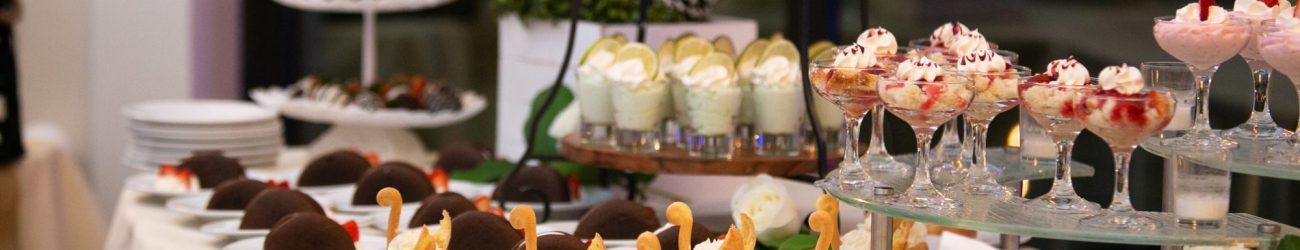 Danversport Dessert Display